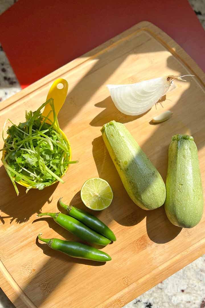 Ingredients to make fake guac salsa recipe