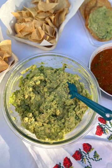 Best-mGuacamole-Recipe-post-1.