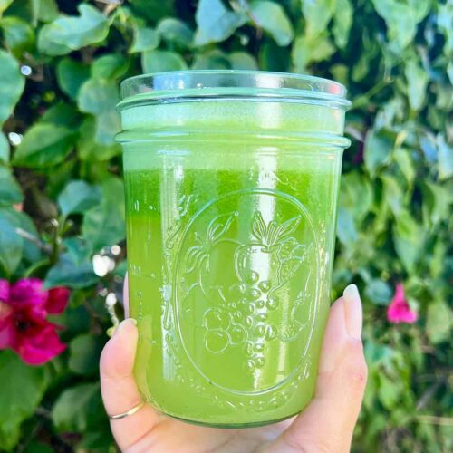 Verde Juice Recipe with green apple post.