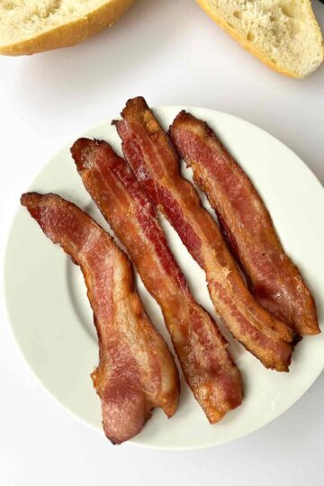 How To Cook Crispy Bacon in the Oven and uses for bacon grease post.