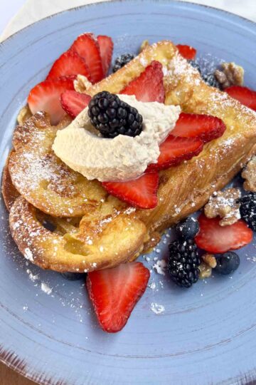 French Toast recipe with Fresh Berries and Strawberries post.
